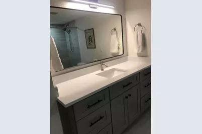 800 Benjamin Franklin Drive #704, Sarasota, FL 34236 - Photo 18