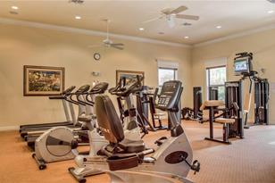 8357 38th St Cir E, Sarasota, FL 34243 - Photo 18