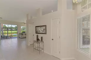 549 Fallbrook Dr, Venice, FL 34292 - Photo 6