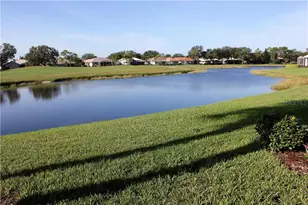 549 Fallbrook Dr, Venice, FL 34292 - Photo 54