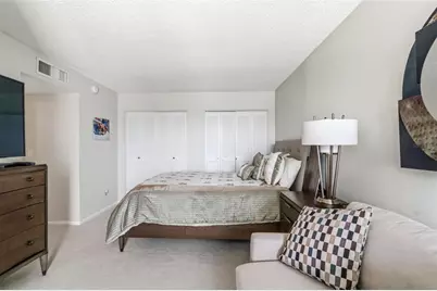 2425 Gulf Of Mexico Drive #7C, Longboat Key, FL 34228 - Photo 12