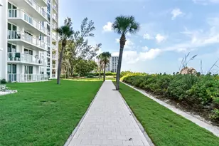 2425 Gulf of Mexico Dr, Longboat Key, FL 34228 - Photo 42