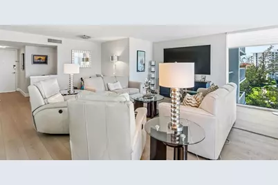 2425 Gulf Of Mexico Drive #7C, Longboat Key, FL 34228 - Photo 6