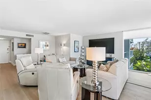 2425 Gulf of Mexico Dr, Longboat Key, FL 34228 - Photo 6