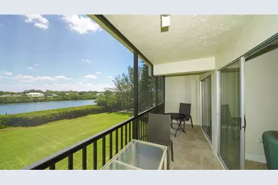 3240 Gulf Of Mexico Drive #B303, Longboat Key, FL 34228 - Photo 4