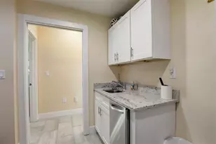 39 S Polk Dr, Sarasota, FL 34236 - Photo 44