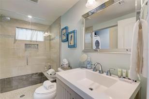 39 S Polk Dr, Sarasota, FL 34236 - Photo 56