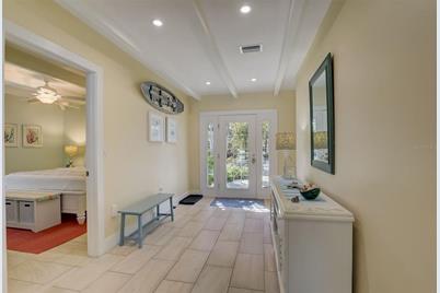 39 S Polk Drive, Sarasota, FL 34236 - Photo 8