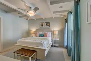 39 S Polk Dr, Sarasota, FL 34236 - Photo 10