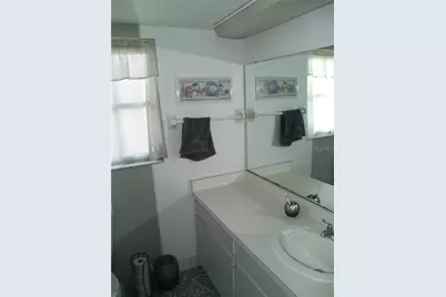 7405 W Country Club Drive N #104, Sarasota, FL 34243 - Photo 8
