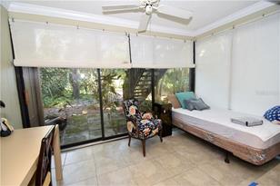 1716 Glenhouse Dr, Sarasota, FL 34231 - Photo 4