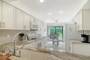 6281 Timberlake Dr, Sarasota, FL 34243 - Photo 24