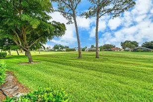 6281 Timberlake Dr, Sarasota, FL 34243 - Photo 18