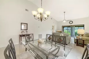 6281 Timberlake Dr, Sarasota, FL 34243 - Photo 12