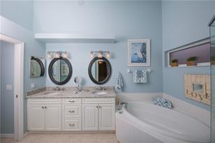 5330 Hyland Hills Ave, Sarasota, FL 34241 - Photo 20