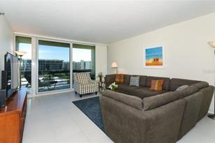 1125 Gulf of Mexico Dr, Longboat Key, FL 34228 - Photo 6