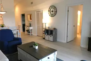 9300 Clubside Cir, Sarasota, FL 34238 - Photo 12