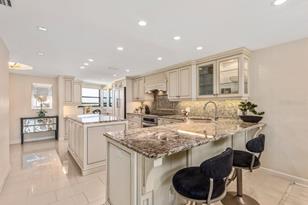 5770 Midnight Pass Rd, Sarasota, FL 34242 - Photo 8