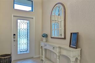 6888 Willowshire Way, Bradenton, FL 34212 - Photo 4