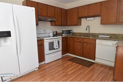 1677 Brookhouse Circle #BR224, Sarasota, FL 34231 - Photo 2