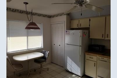 5400 34th Street W #12H, Bradenton, FL 34210 - Photo 6