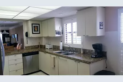 1001 Benjamin Franklin Drive #506, Sarasota, FL 34236 - Photo 8