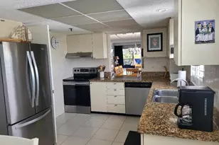 1001 Benjamin Franklin Dr, Sarasota, FL 34236 - Photo 12