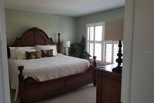 1001 Benjamin Franklin Dr, Sarasota, FL 34236 - Photo 10