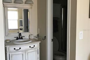 1001 Benjamin Franklin Dr, Sarasota, FL 34236 - Photo 8