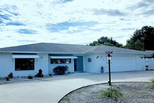 2203 43rd St W, Bradenton, FL 34209 - Photo 2