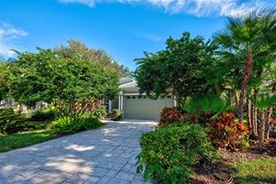 354 Melrose Ct, Venice, FL 34292 - Photo 2