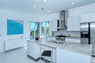 213 N Washington Dr, Sarasota, FL 34236 - Photo 14