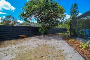3852 Gatewood Dr, Sarasota, FL 34232 - Photo 48