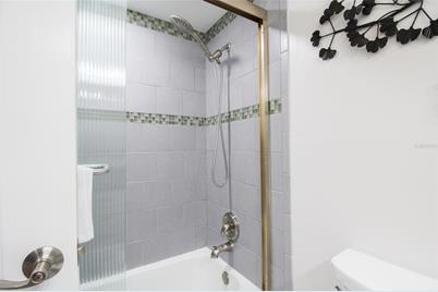 3852 Gatewood Drive, Sarasota, FL 34232 - Photo 16