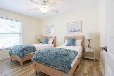 3852 Gatewood Drive, Sarasota, FL 34232 - Photo 18