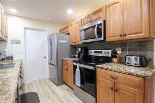 3852 Gatewood Dr, Sarasota, FL 34232 - Photo 30