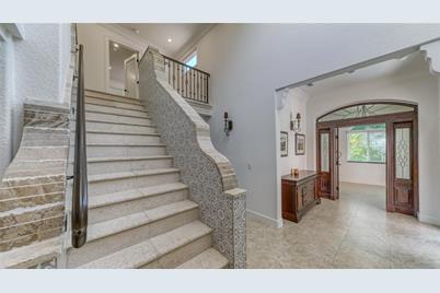 2520 Tami Sola Street, Sarasota, FL 34237 - Photo 22