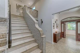 2520 Tami Sola St, Sarasota, FL 34237 - Photo 22