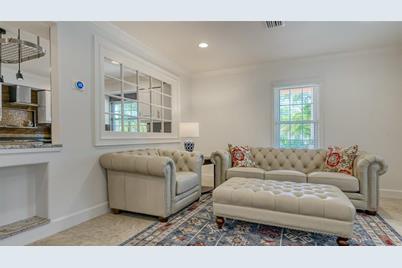 2520 Tami Sola Street, Sarasota, FL 34237 - Photo 14