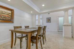 2520 Tami Sola St, Sarasota, FL 34237 - Photo 16