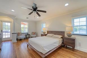 2520 Tami Sola St, Sarasota, FL 34237 - Photo 36