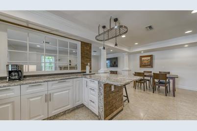 2520 Tami Sola Street, Sarasota, FL 34237 - Photo 20