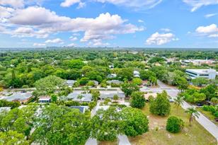 1905 Tulip Dr, Sarasota, FL 34239 - Photo 46
