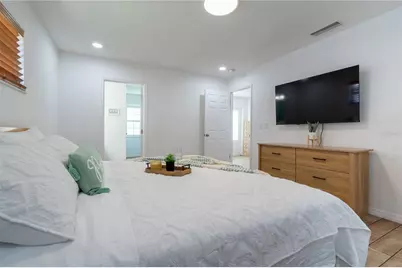 7354 Biltmore Drive, Sarasota, FL 34231 - Photo 24