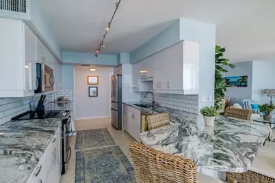 2425 Gulf Of Mexico Drive #7B, Longboat Key, FL 34228 - Photo 14