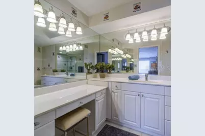 2425 Gulf Of Mexico Drive #7B, Longboat Key, FL 34228 - Photo 24