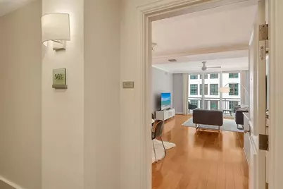 1350 Main Street #903, Sarasota, FL 34236 - Photo 4