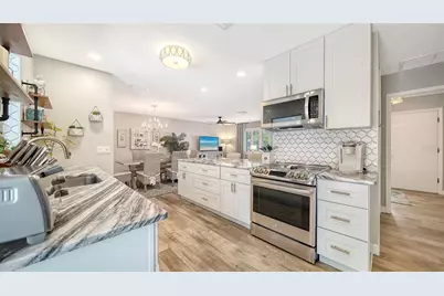 6758 S Lockwood Ridge Road, Sarasota, FL 34231 - Photo 20