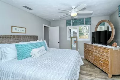 6758 S Lockwood Ridge Road, Sarasota, FL 34231 - Photo 22