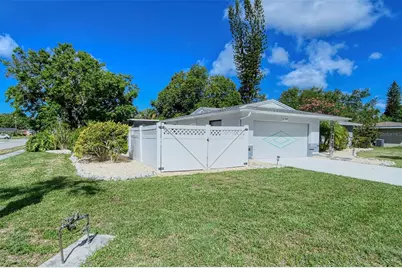 6758 S Lockwood Ridge Road, Sarasota, FL 34231 - Photo 34